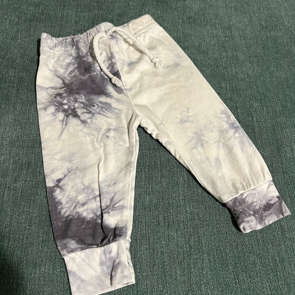 Tie-Dye Hoodie and Jogger Set - Picture 5 of 8